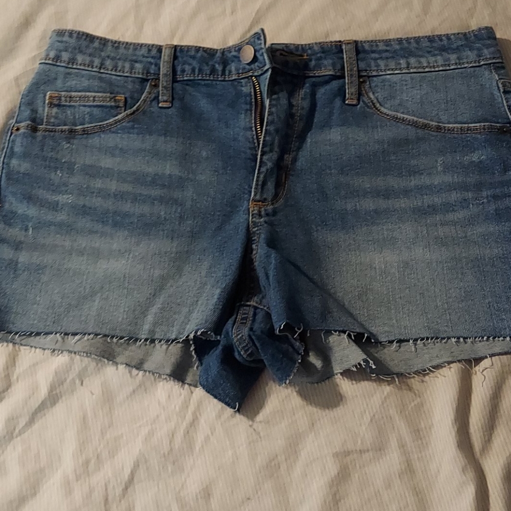 Universal Thread shorts size 12